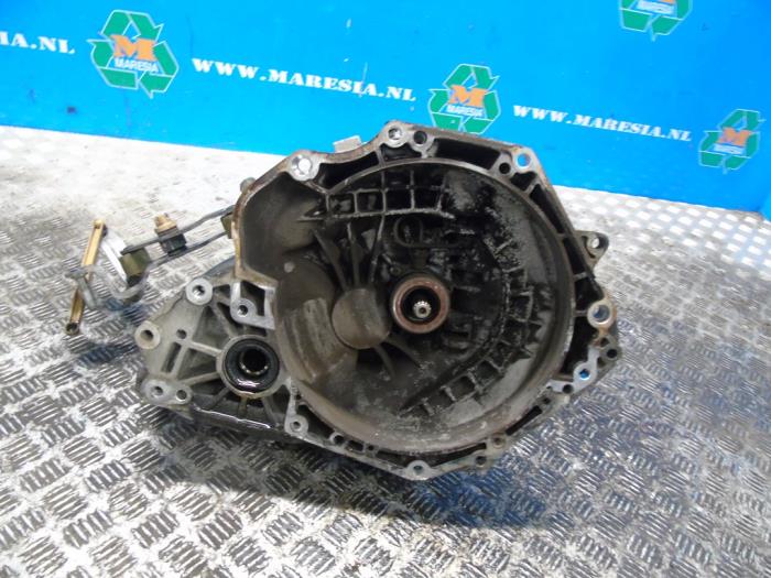 Gebrauchte Getriebe Opel Corsa E 1.2 16V Preis € 183,75 Margenregelung angeboten von Maresia Auto Recycling B.V.