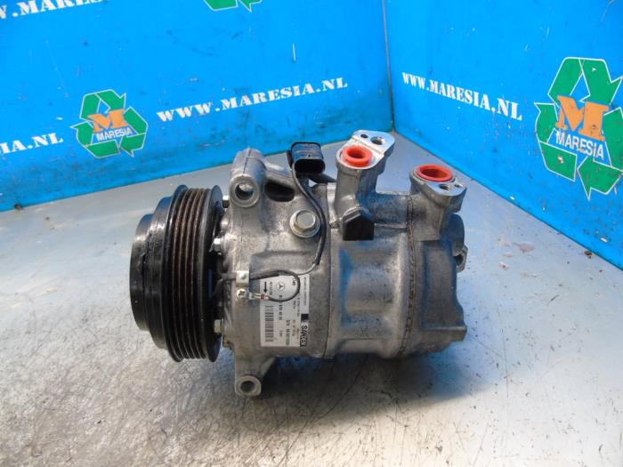 Gebrauchte Klimapumpe Mercedes Sprinter 3,5t (910.0/910.1/907.1/907.2) 319 CDI 2.0 D RWD Preis € 183,75 Margenregelung angeboten von Maresia Auto Recycling B.V.