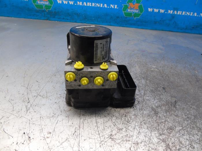 Used ABS pump Ford Fiesta 6 (JA8) 1.25 16V Price € 105,00 Margin scheme offered by Maresia Auto Recycling B.V.