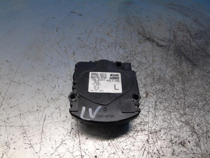 Używane Silnik reflektora Lexus LS (F4) 600h 5.0 32V VVT-i Cena € 47,25 Procedura marży oferowane przez Maresia Auto Recycling B.V.