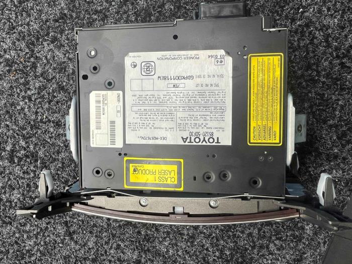 Używane Radioodtwarzacz CD Lexus LS (F4) 600h 5.0 32V VVT-i Cena € 367,50 Procedura marży oferowane przez Maresia Auto Recycling B.V.
