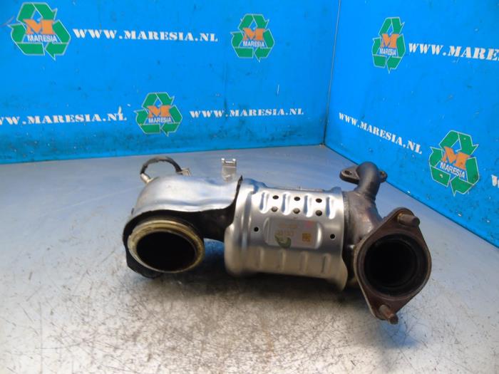 Gebrauchte Katalysator Hyundai i30 Wagon (PDEF) 1.5 T-GDI 16V Hybrid 48V Preis auf Anfrage angeboten von Maresia Auto Recycling B.V.