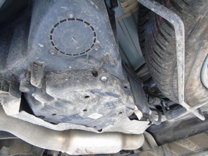 Gebrauchte Adblue Tank Renault Kangoo Express (RFK) 1.5 Blue dCi 95 Preis € 446,25 Margenregelung angeboten von Maresia Auto Recycling B.V.