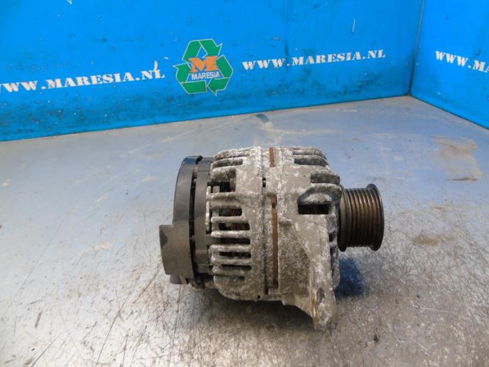 Gebrauchte Dynamo Iveco New Daily IV Preis € 26,25 Margenregelung angeboten von Maresia Auto Recycling B.V.