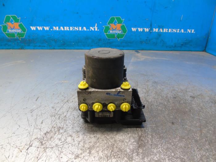 Begagnade ABS-pump LDV Maxus 2.5 DTiC Pris € 78,75 Marginaltabell erbjuds av Maresia Auto Recycling B.V.