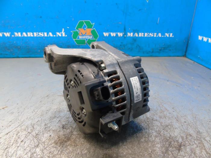 Dynamo van een BMW 3 serie (F30) 320d 2.0 16V 2017