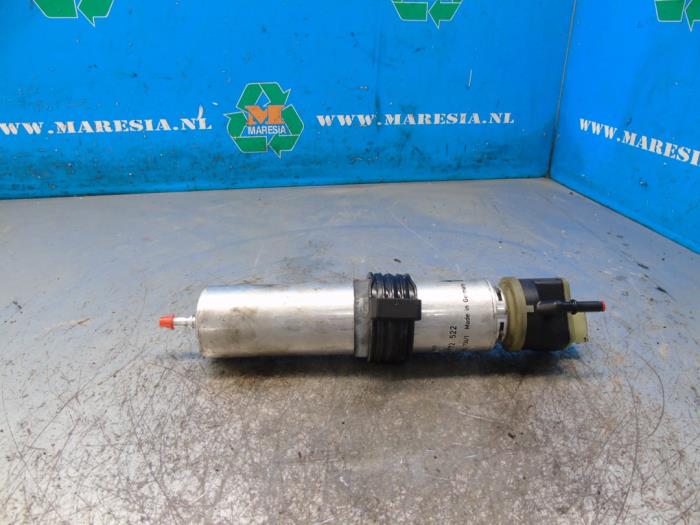 Begagnade Bränslefilter BMW 3 serie (F30) 320d 2.0 16V Pris € 84,00 Marginaltabell erbjuds av Maresia Auto Recycling B.V.