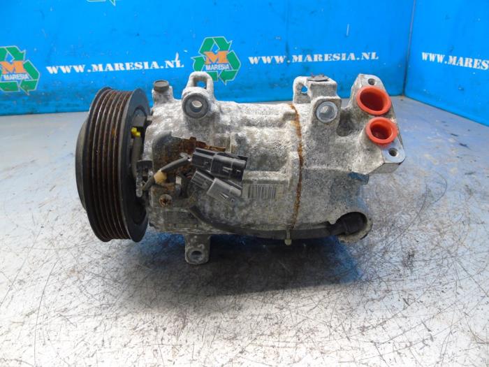 Usagé Pompe clim Renault Kadjar (RFEH) 1.5 dCi DPF Prix € 157,50 Règlement à la marge proposé par Maresia Auto Recycling B.V.