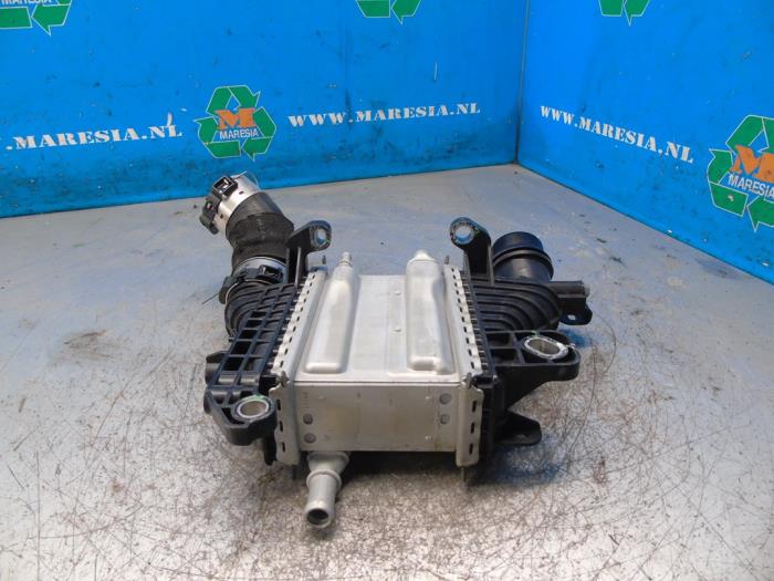Usagé Intercooler Renault Express 1.5 dCi 95 Prix € 225,75 Règlement à la marge proposé par Maresia Auto Recycling B.V.