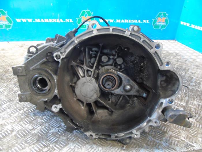 Usagé Boîte de vitesse Hyundai i30 Wagon (GDHF5) 1.6 CRDi 16V VGT Prix € 472,50 Règlement à la marge proposé par Maresia Auto Recycling B.V.