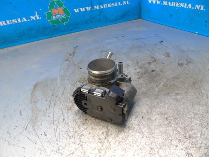 Gebrauchte Drosselklappengehäuse Hyundai iX20 (JC) 1.4i 16V Preis € 47,25 Margenregelung angeboten von Maresia Auto Recycling B.V.