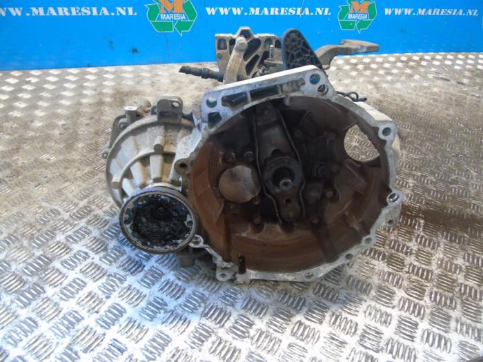 Usagé Boîte de vitesse Seat Leon ST (5FF) 1.6 TDI 16V Prix € 630,00 Règlement à la marge proposé par Maresia Auto Recycling B.V.