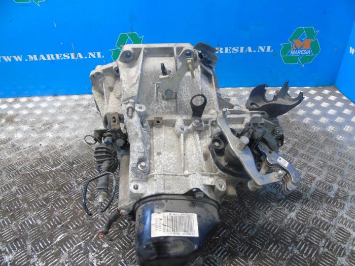 Getriebe van een Dacia Sandero III 1.0 SCe 65 12V 2022