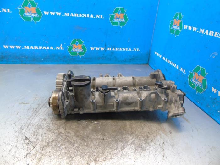 Gebrauchte Nockenwellengehäuse Volkswagen Polo V (6R) 1.2 TSI 16V BlueMotion Technology Preis € 262,50 Margenregelung angeboten von Maresia Auto Recycling B.V.
