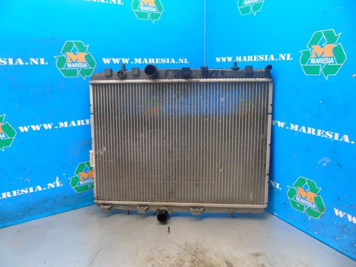 Usagé Radiateur Peugeot 208 I (CA/CC/CK/CL) 1.2 12V e-THP PureTech 110 Prix € 47,25 Règlement à la marge proposé par Maresia Auto Recycling B.V.