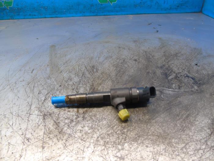 Usagé Injecteur (diesel) Ford Transit Courier 1.5 TDCi 75 Prix € 73,50 Règlement à la marge proposé par Maresia Auto Recycling B.V.