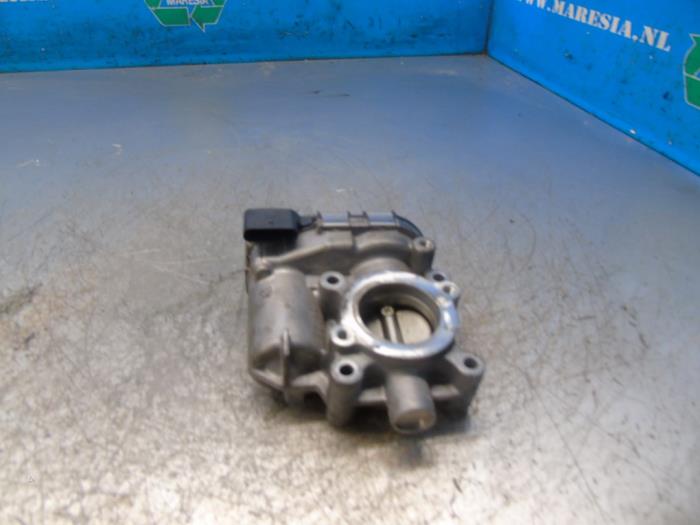 Begagnade Spjällhus Dacia Dokker (0S) 1.3 TCE 100 Pris € 47,25 Marginaltabell erbjuds av Maresia Auto Recycling B.V.