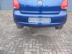 Gebrauchte Stoßstange hinten Volkswagen Polo V (6R) 1.2 12V BlueMotion Technology Preis € 157,50 Margenregelung angeboten von Maresia Auto Recycling B.V.