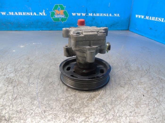Usagé Pompe direction assistée Volkswagen Caddy III (2KA,2KH,2CA,2CH) 1.9 TDI Prix € 42,00 Règlement à la marge proposé par Maresia Auto Recycling B.V.