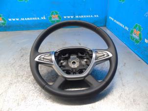 Usagé Volant Dacia Dokker Express (8S) Prix € 105,00 Règlement à la marge proposé par Maresia Auto Recycling B.V.