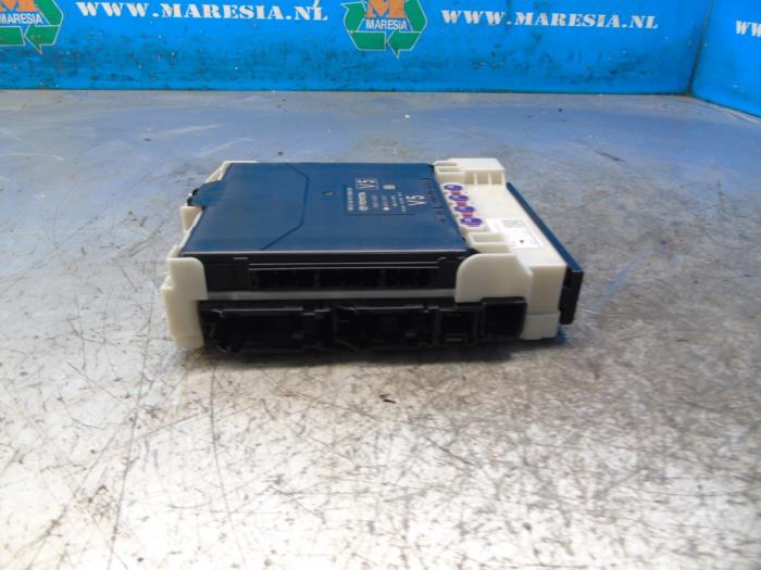Begagnade Säkringsbox Toyota RAV4 (A5) 2.5 Hybrid 16V AWD Pris € 183,75 Marginaltabell erbjuds av Maresia Auto Recycling B.V.