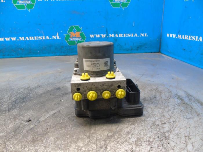 Used ABS pump Opel Karl 1.0 12V Price € 47,25 Margin scheme offered by Maresia Auto Recycling B.V.