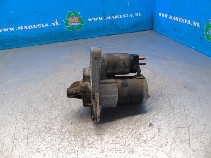 Begagnade Startmotor Dacia Logan MCV II/III/Sandero Wagon 0.9 TCE 12V Pris € 42,00 Marginaltabell erbjuds av Maresia Auto Recycling B.V.