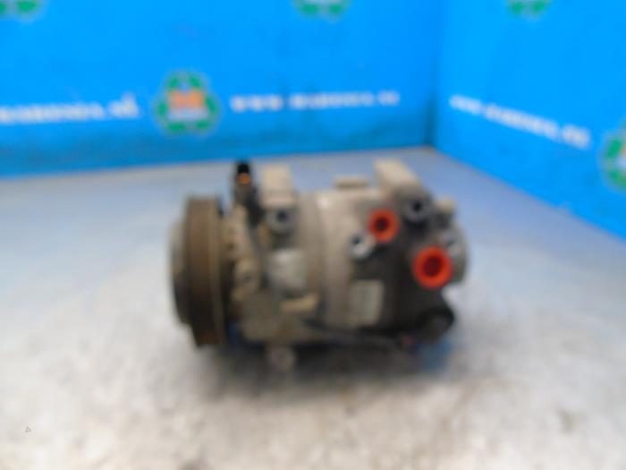 Usagé Pompe clim Hyundai i20 (GBB) 1.2i 16V Prix € 157,50 Règlement à la marge proposé par Maresia Auto Recycling B.V.