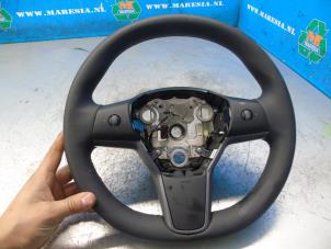 Używane Kierownica Tesla Model Y (5YJY) RWD Cena na żądanie oferowane przez Maresia Auto Recycling B.V.