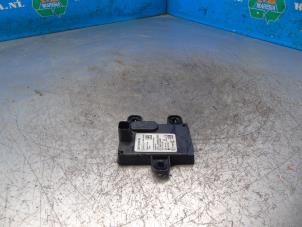 Begagnade Adaptiv farthållare, sensor (avstånd) Ford Mondeo V Wagon 2.0 Hybrid 16V Pris € 183,75 Marginaltabell erbjuds av Maresia Auto Recycling B.V.