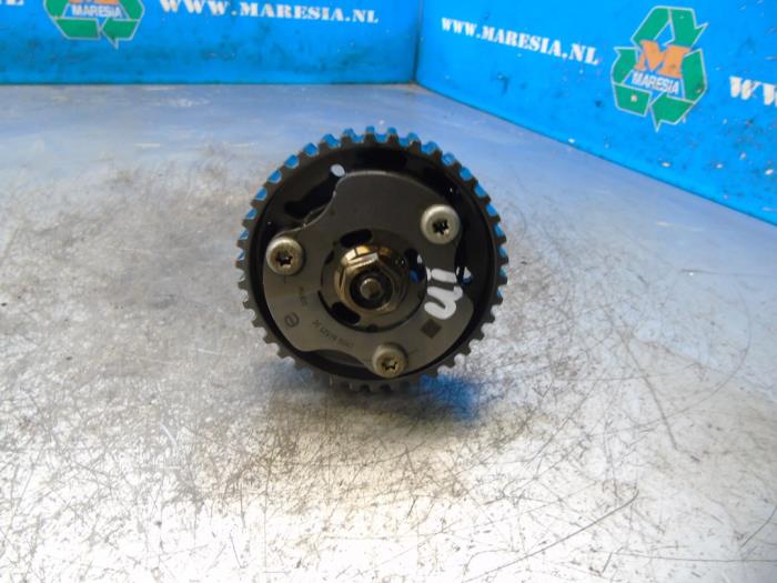Gebrauchte Nockenwelle Ford C-Max (DXA) 1.0 Ti-VCT EcoBoost 12V 125 Preis € 52,50 Margenregelung angeboten von Maresia Auto Recycling B.V.