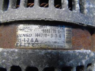 Dynamo van een Ford Focus C-Max 1.8 16V 2004