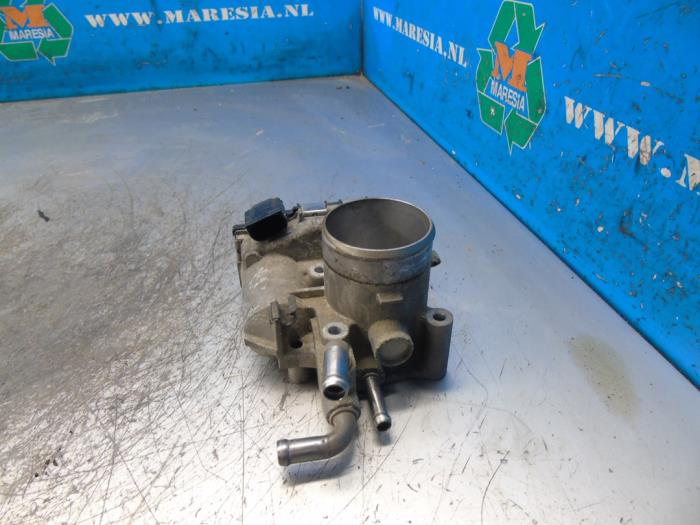 Begagnade Spjällhus Kia Picanto (TA) 1.0 12V Pris € 36,75 Marginaltabell erbjuds av Maresia Auto Recycling B.V.