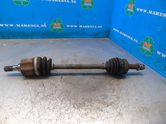 Gebrauchte Antriebswelle links vorne Hyundai i30 (FD) 1.6 CVVT 16V Preis € 78,75 Margenregelung angeboten von Maresia Auto Recycling B.V.