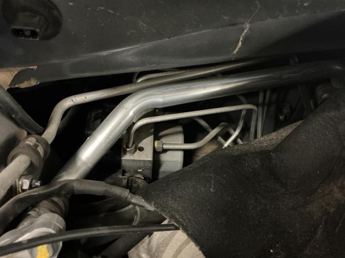 Usagé Bloc ABS Dacia Sandero II 1.0 Sce 12V Prix € 157,50 Règlement à la marge proposé par Maresia Auto Recycling B.V.