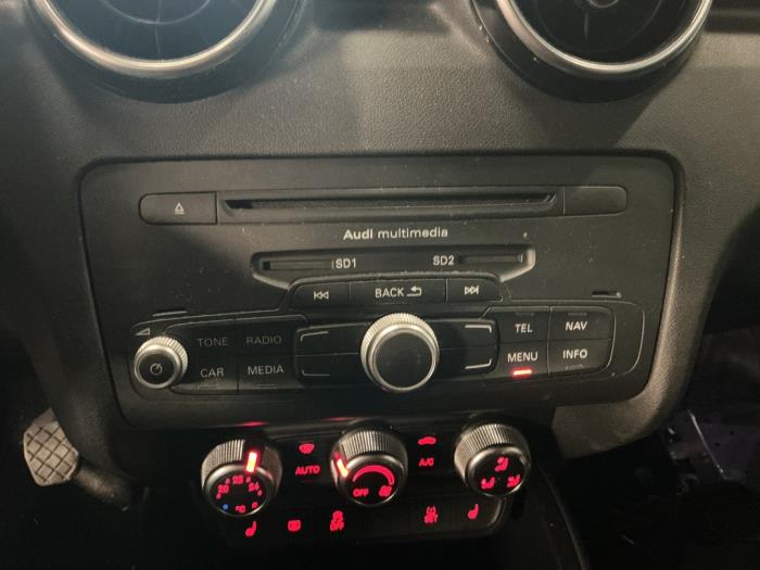 Używane System nawigacji Audi A1 Sportback (8XA/8XF) 1.4 TFSI 16V 122 Cena € 446,25 Procedura marży oferowane przez Maresia Auto Recycling B.V.