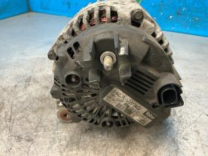 Dynamo from a Seat Altea (5P1) 2.0 FSI 16V 2004