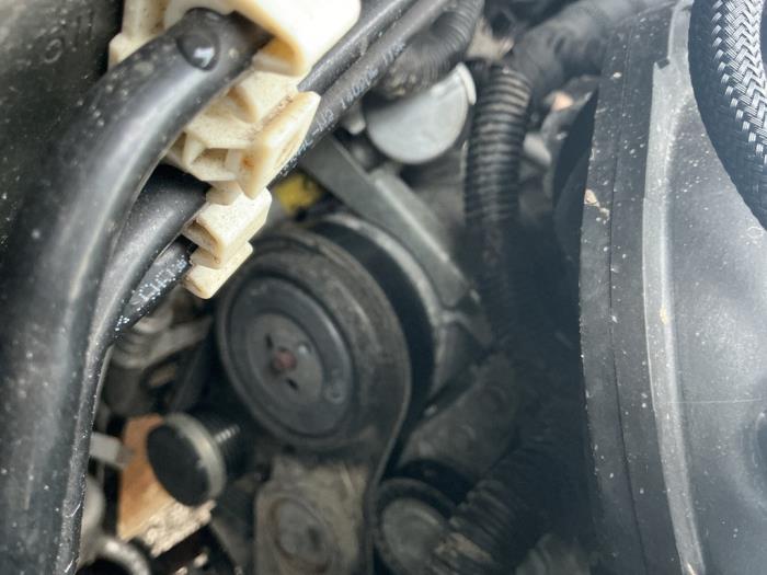 Usagé Pompe clim Alfa Romeo MiTo (955) 0.9 TwinAir Prix € 78,75 Règlement à la marge proposé par Maresia Auto Recycling B.V.