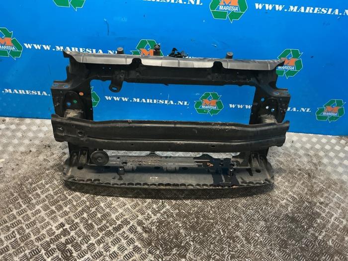 Używane Panel przedni Kia Venga 1.6 CVVT 16V Cena € 183,75 Procedura marży oferowane przez Maresia Auto Recycling B.V.