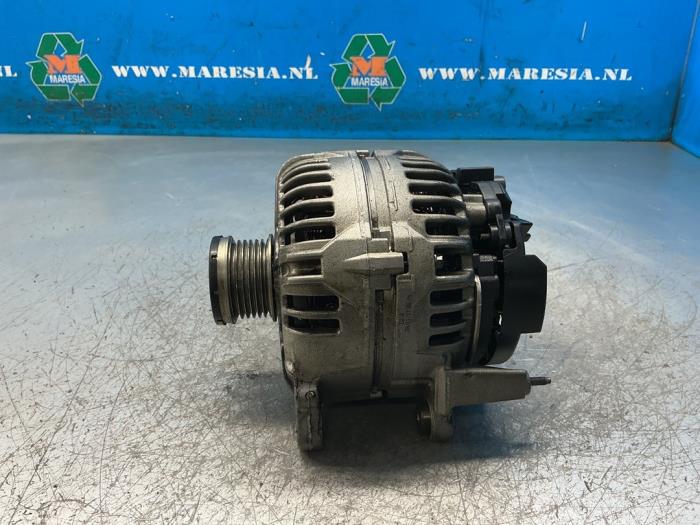 Begagnade Dynamo Volkswagen Golf VI Cabrio (1K) 1.2 TSI Pris € 73,50 Marginaltabell erbjuds av Maresia Auto Recycling B.V.