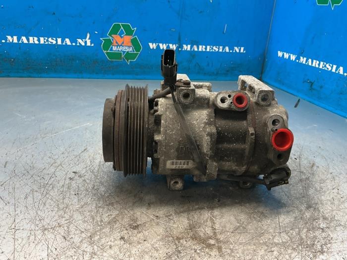 Usagé Pompe clim Kia Rio IV (YB) 1.2 MPI 16V Prix € 115,50 Règlement à la marge proposé par Maresia Auto Recycling B.V.