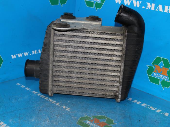 Used Intercooler Kia Cerato 1.5 CRDi 16V Price € 105,00 Margin scheme offered by Maresia Auto Recycling B.V.