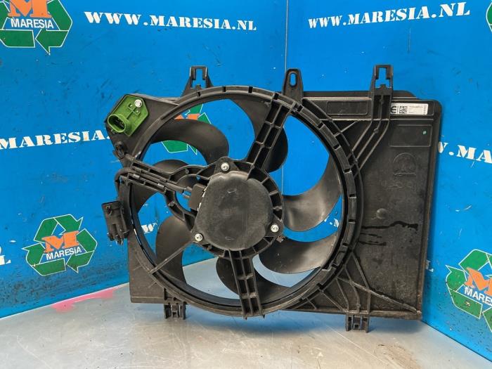 Używane Wentylator Fiat Panda (312) 1.0 Hybrid Cena € 105,00 Procedura marży oferowane przez Maresia Auto Recycling B.V.