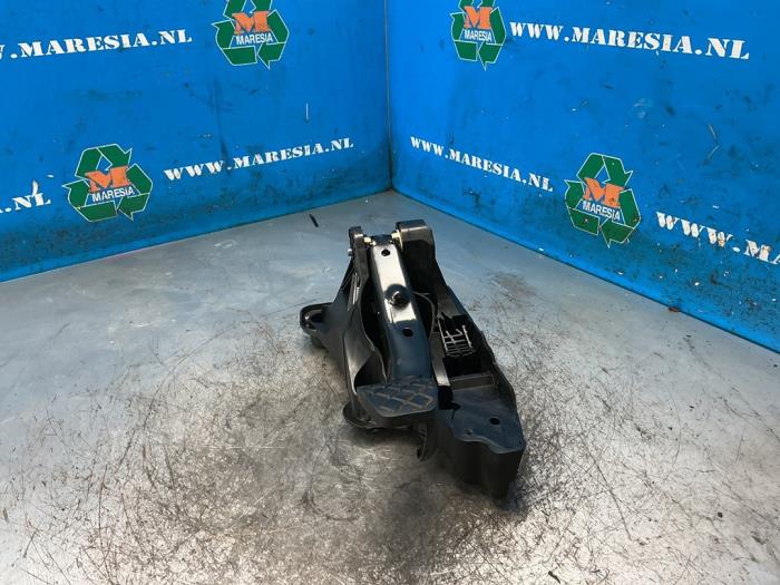 Używane Pedal hamulca Seat Ibiza V (KJB) 1.0 TSI 12V Cena € 36,75 Procedura marży oferowane przez Maresia Auto Recycling B.V.