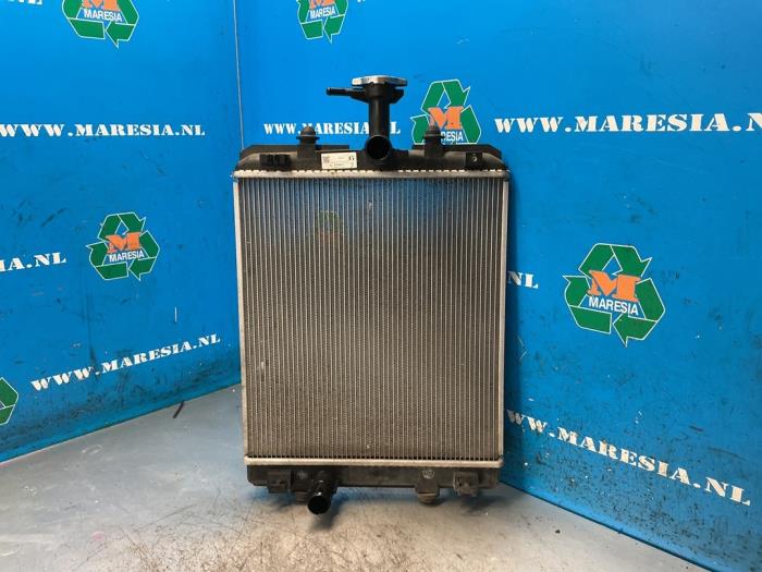 Usagé Radiateur Toyota Aygo (B40) 1.0 12V VVT-i Prix € 52,50 Règlement à la marge proposé par Maresia Auto Recycling B.V.