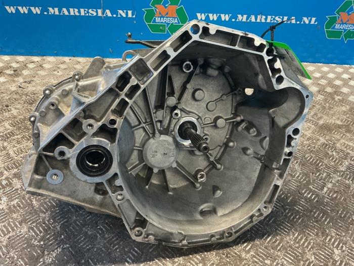 Usagé Boîte de vitesse Renault Kangoo Express (RFK) 1.5 Blue dCi 95 Prix € 892,50 Règlement à la marge proposé par Maresia Auto Recycling B.V.