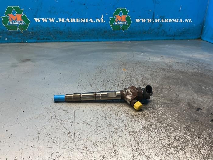 Usagé Injecteurs Volkswagen Caddy IV 2.0 TDI 75 Prix € 78,75 Règlement à la marge proposé par Maresia Auto Recycling B.V.