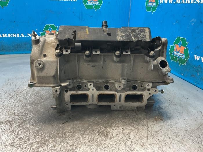 Używane Glowica cylindra Renault Twingo III (AH) 1.0 SCe 75 12V Cena € 367,50 Procedura marży oferowane przez Maresia Auto Recycling B.V.