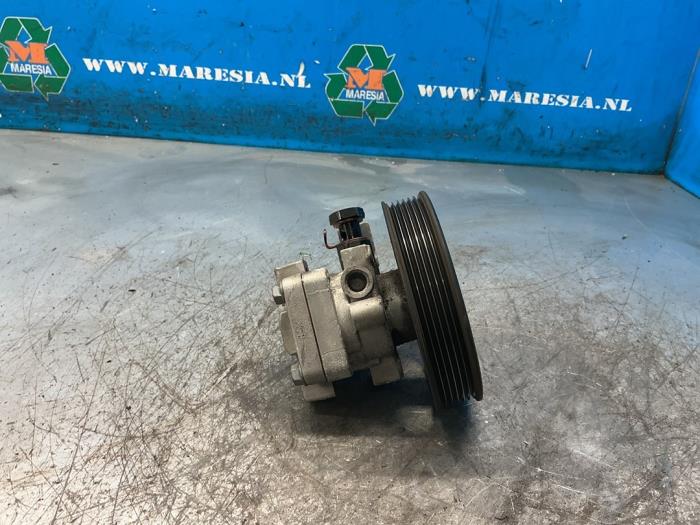 Usagé Pompe de direction Hyundai Santa Fe II (CM) 2.2 CRDi 16V 4x2 Prix € 57,75 Règlement à la marge proposé par Maresia Auto Recycling B.V.