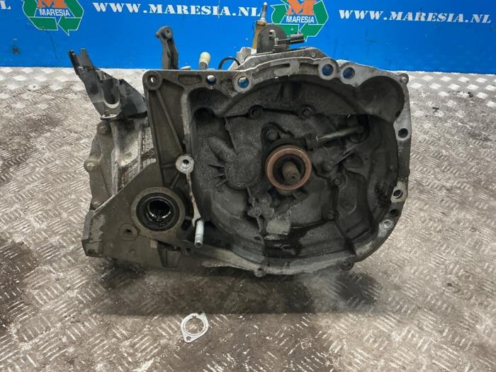 Gebrauchte Getriebe Renault Clio IV Estate/Grandtour (7R) 1.2 16V Preis € 472,50 Margenregelung angeboten von Maresia Auto Recycling B.V.